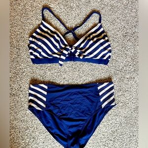 Size Lg Apt 9 women’s nautical bikini
